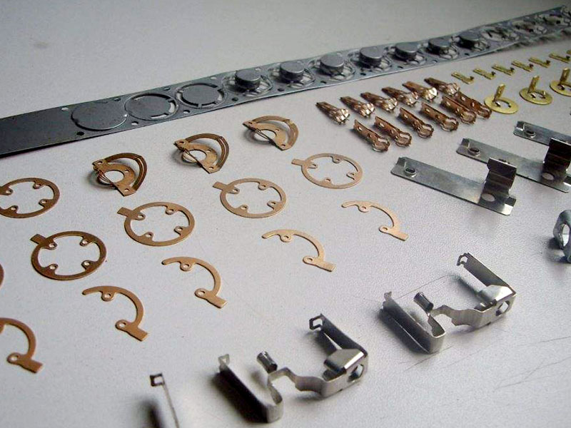 五金加工好不好學(xué)？還是非常快的！