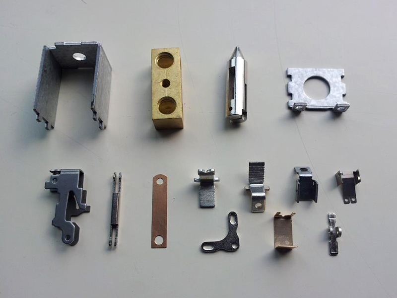 模具加工的汽車五金件有哪些？